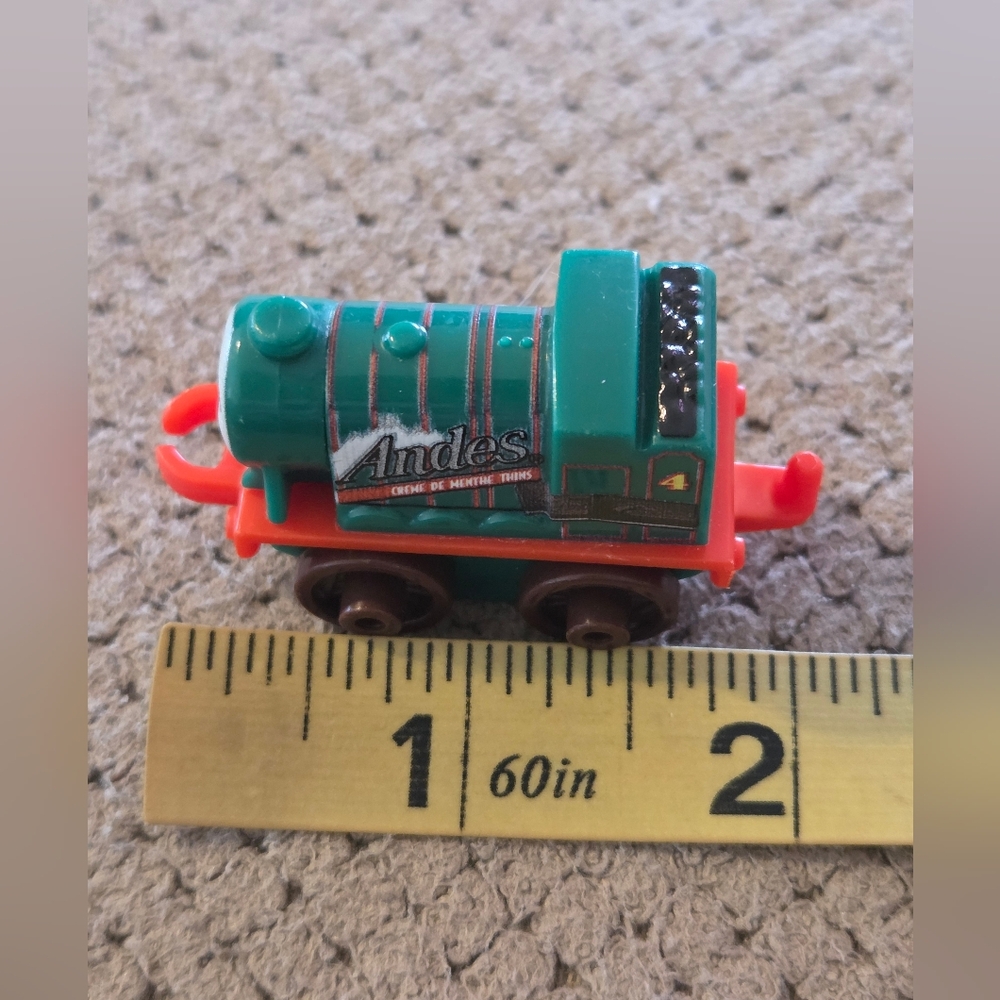 Thomas & Friends Minis Engine - Andes  Mint theme train 2" 2014 - Picture 10 of 10